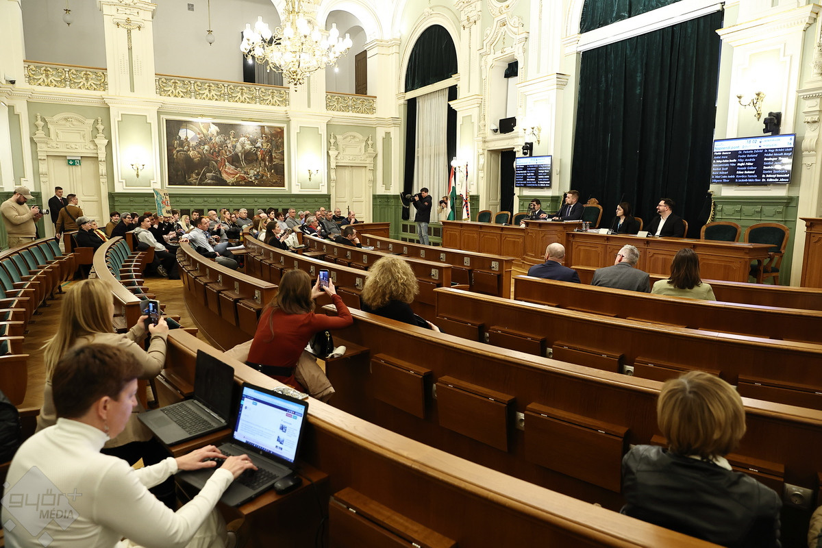 A közgyűlés ismét elnapolva – Pintér Bence cirkuszának újabb felvonása jön 