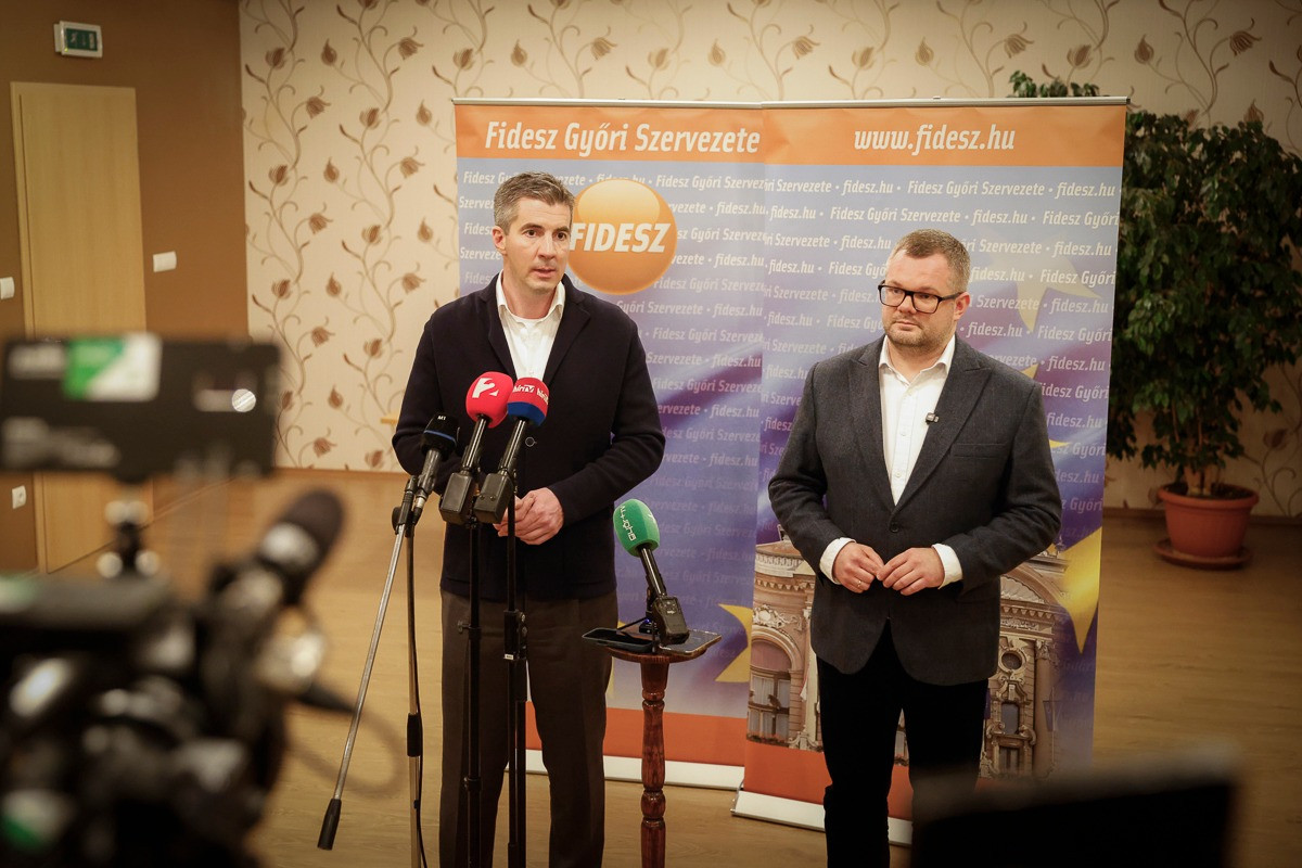 Kocsis Máté: a választás tétje a háború vagy béke 