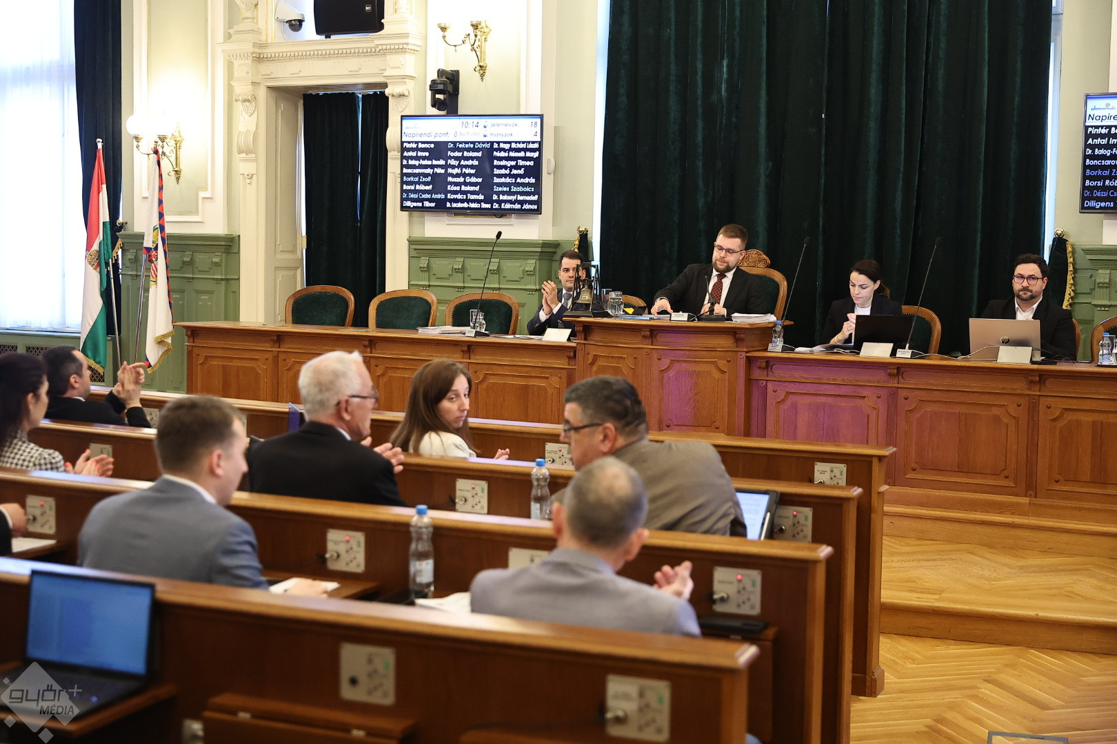 Fidesz-KDNP: Pintér mesterterve: Közbeszerzés helyett újabb saját cég kell!