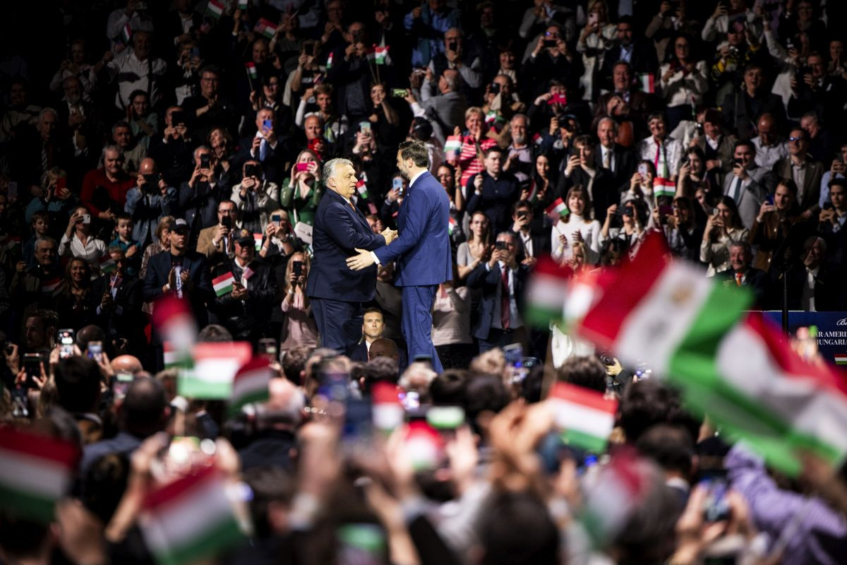 „J.D. Vance: Magyarország az első, Orbán a példa”